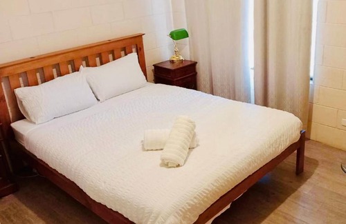 Victory Heights Apartment | Kalgoorlie, Unit 3, Paddy's Golden Patch