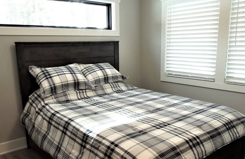 Kalkaska Cottage | Kalkaska Lakefront Retreat-Lakefront Manistee Lake