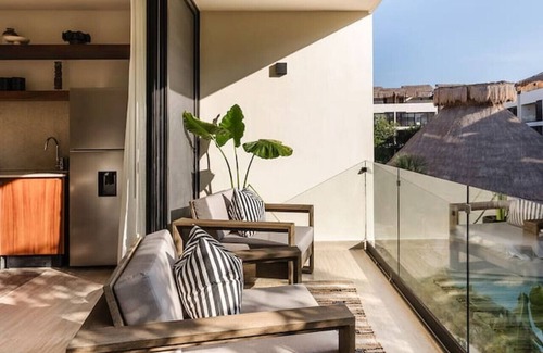 Playa Paraiso Condo | Kamara Tulum Apartment Beach Club Access