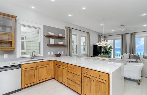 Delos House | "Kamps Baai" Beachfront House, Golf Cart, Pool, Miramar Beach, Frangista Bch