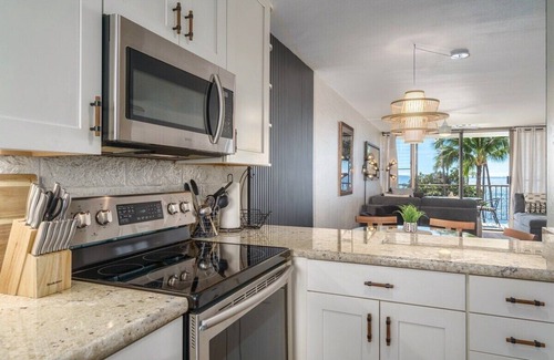Maalaea Condo | Kanai A Nalu - Top floor Oceanfront condo w Pool