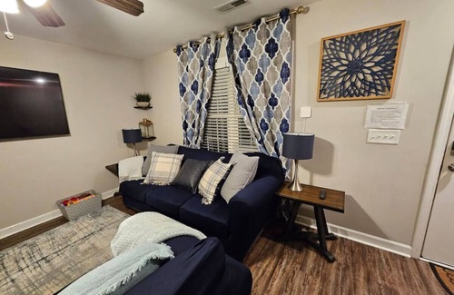 Kannapolis House | Kannapolis Elegant Townhouse (Right Side - duplex)