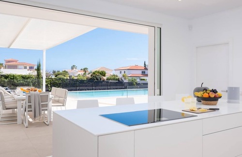 Adeje Villa | KARAT Villa Splendida