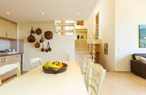 Karoti Apartment | Karoti 3- 3 bedrooms in a complex with shared pool