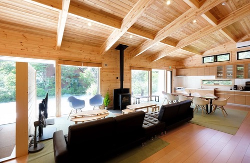 Kirizumi Onsen Villa | Karuizawa Hoshino Area - Authentic Nordic Log Houses