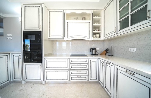 Filaki Villa | Karyo Villa,- 4bd, 3min On Foot From The Beach!