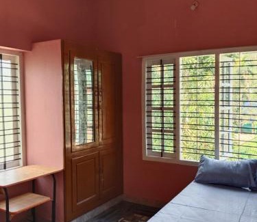 Varkala House | Kashi East Valley