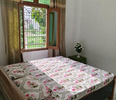 Varanasi House | Kashi Gange Paying Guest House