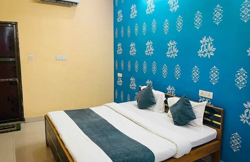 Varanasi Hotel | Kashi hotel in Varanasi near kashi vishwanth temple