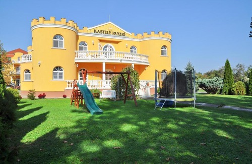 Hajduszoboszlo House | Kastély Panzió