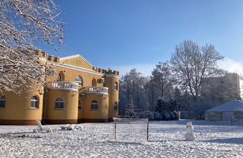 Hajduszoboszlo House | Kastély Panzió