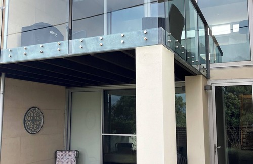 Augusta Apartment | Katinka is an award-winning apartment with ocean views in the center of town.