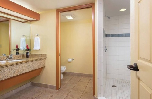 Wailua Resort | Kauai 1BR: FREE WiFi, Oceanfront Resort, Pool, Spa, Near Coconut Marketplace