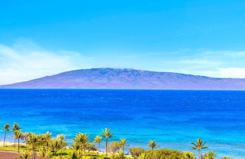 Honokowai Apartment | KBM Resorts FREE CAR Honua Kai Konea Beach Front 3-Bedroom Penthouse with Private Viking BBQ HKK-1029