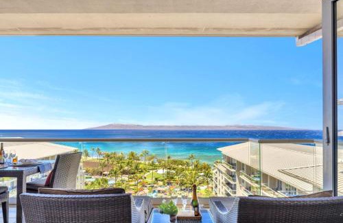 Honokowai Apartment | KBM Resorts FREE CAR Honua Kai Konea Beach Front 3-Bedroom Penthouse with Private Viking BBQ HKK-1029