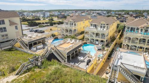 Kill Devil Hills House | KD2, Grande Luxxe- Oceanfront, 11 BRs, Pool, Theater Rm, Elev, Game Rm