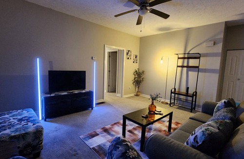 Ashland Apartment | KDMCs Backyard, Outdoor Fun at the Park