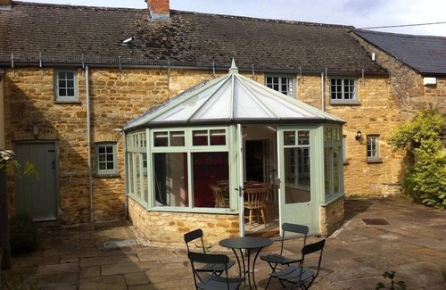 Kingham Cottage | KEEN COTTAGE, family friendly, character holiday cottage in Kingham