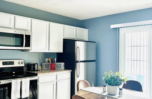 Westgate House | Keep it simple at this pet friendly and centrally-located place.
