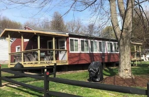 Gypsum Cabin | Kelleys Island Cabin Fever/Duplex Unit 2