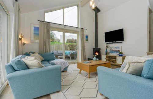 Trelights House | Kelmscot