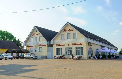 Nyiregyhaza Hotel | Kemence Csárda és Szálloda
