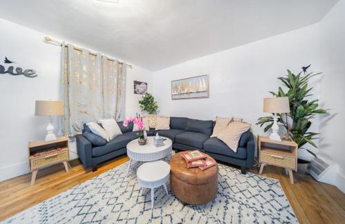 Akron House | Kenmore Akron 3 bedroom 1 bath