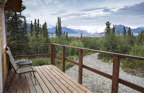 McCarthy Cabin | Kennicott-Mt.Blackburn B&B