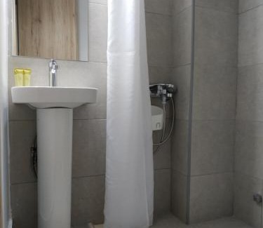 Chalcis Hotel | Kentrikon