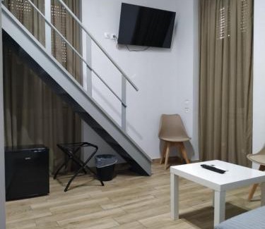 Chalcis Hotel | Kentrikon
