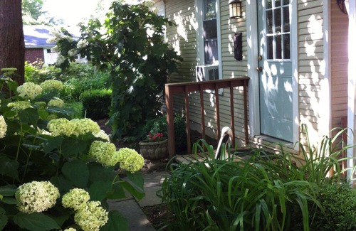 Audubon House | Kentucky Derby & Oaks Own Cabin at Audubon Park