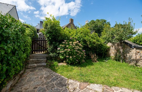 Ile-aux-Moines House | Kerguido - Two Bedroom House, Sleeps 4