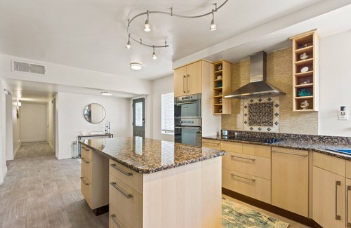 El Paso House | Kern Beach