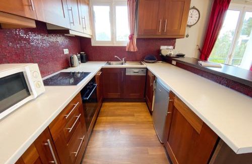 Carnac Apartment | KERPOUM - Appart avec Wifi, Plage 300m - D29