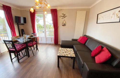 Carnac Apartment | KERPOUM - Appart avec Wifi, Plage 300m - D29