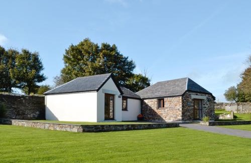 Tresmeer House | Kettle's On - Tkc