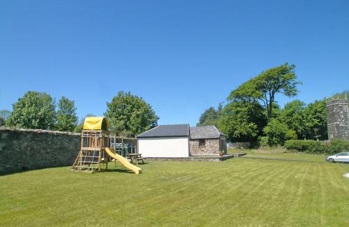 Tresmeer House | Kettle's On - Tkc