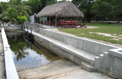 Key Largo House | Key Largo Home with Fenced Yard, Large Deck and Hot Tub