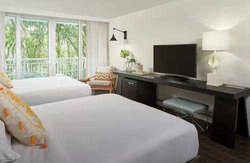 Rock Harbor Resort | Keys Escape! Lovely Hammock View, Pools, Beach Access, Pets Allowed!