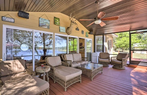 Melrose Cabin | Keystone Heights Lakefront Cabin - Fire Pit, Grill