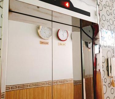 District 11 Hotel | Khách sạn Anh Thư