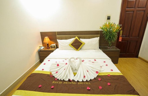 Dich Vong Hotel | Khách sạn Bạch Dương 56 Trương Công Giai
