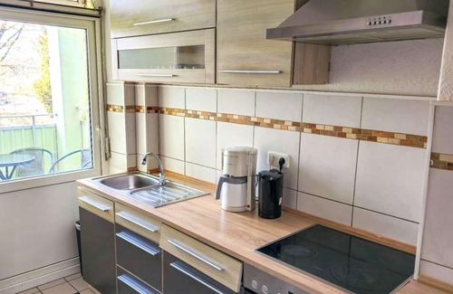 Neumuenster House | Kieler Straße 73 W1 - 3 bedrooms with 2 bathrooms