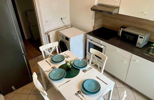 Neumuenster House | Kieler Straße 73 W2 - 3 bedrooms with 2 bathrooms