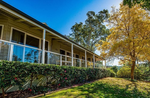 Bowral House | Kilmarth Hideaway —Stay 5, Pay 4