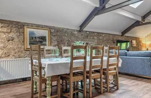 Kilnsey House | Kilnsey Wellbeing Barn With Hot Tub, Cold Plunge, Pet Friendly