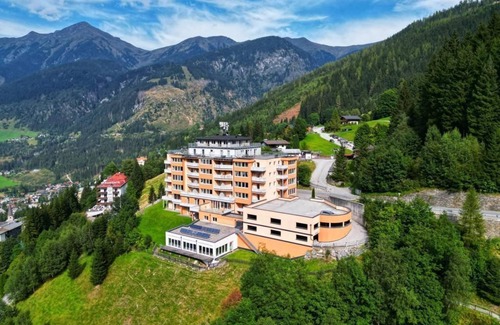 Bad Gastein Apartment | "kim" Panorama Lodge #7 - Das Schiller