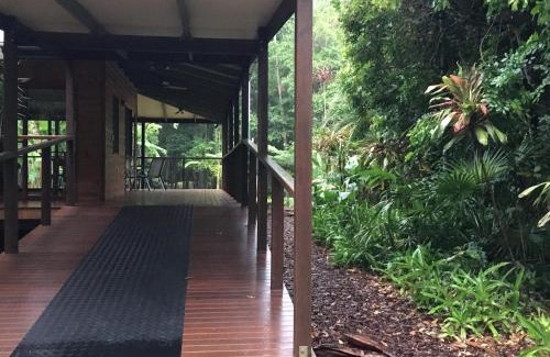 Kin Kin House | Kin Kin Cottage Retreat