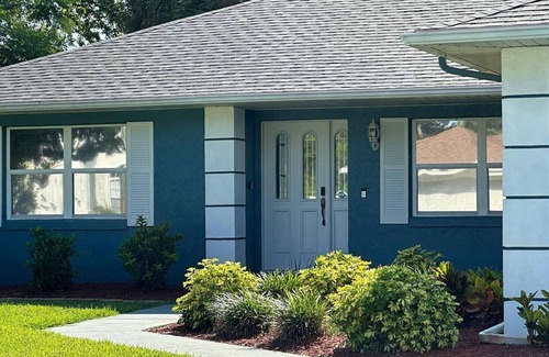 Palm Coast House | King BED Hottub Palm Coast