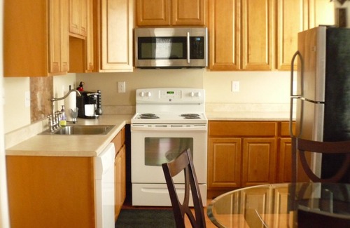 King of Prussia Apartment | King of Prussia Mall, Valley Forge Park, VF Casino, Philadelphia Expo, MainLine